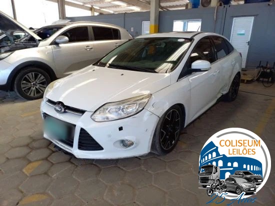 Ford Focus TI AT 2.0 S ANO 2014 2015 