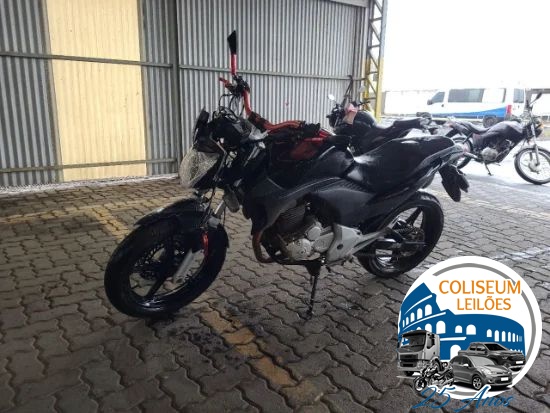 Honda CB 300R ANO 2009/2010 